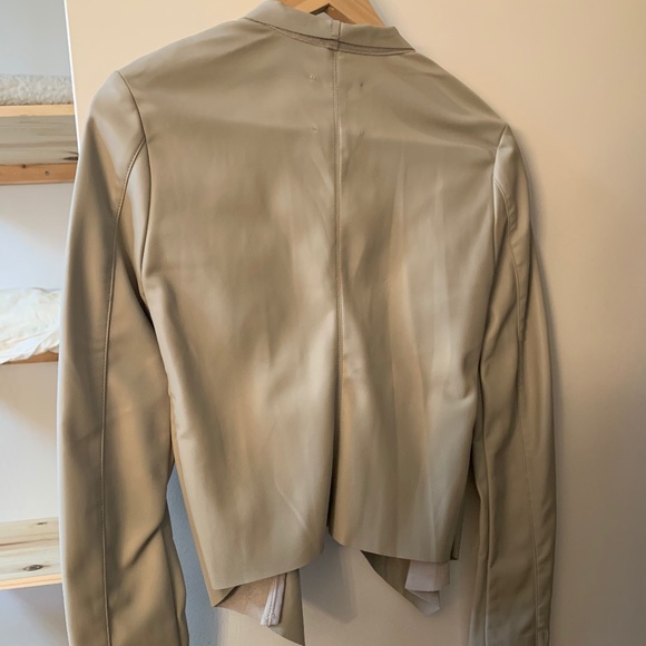 light grey blazer - Picture 7 of 7